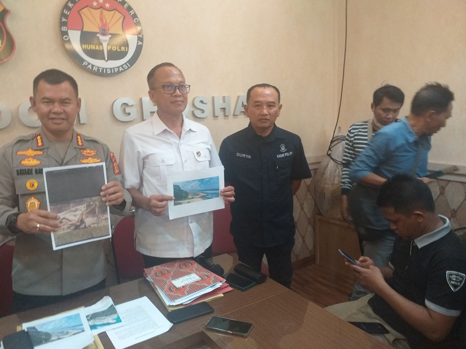 podiumnews.com-Disel Astawa Turut Tersangka Reklamasi Pantai Melasti